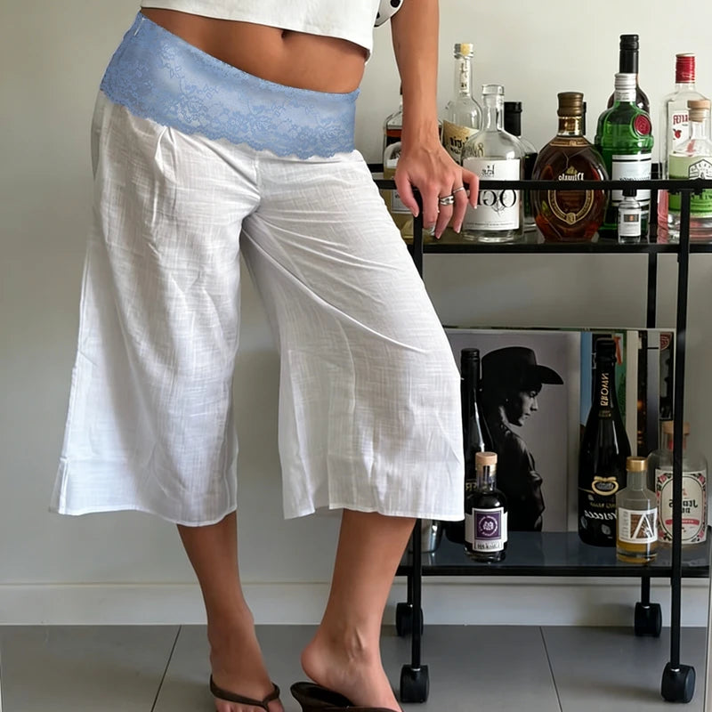 Amélie Lace-Trim Y2K Capri Pants