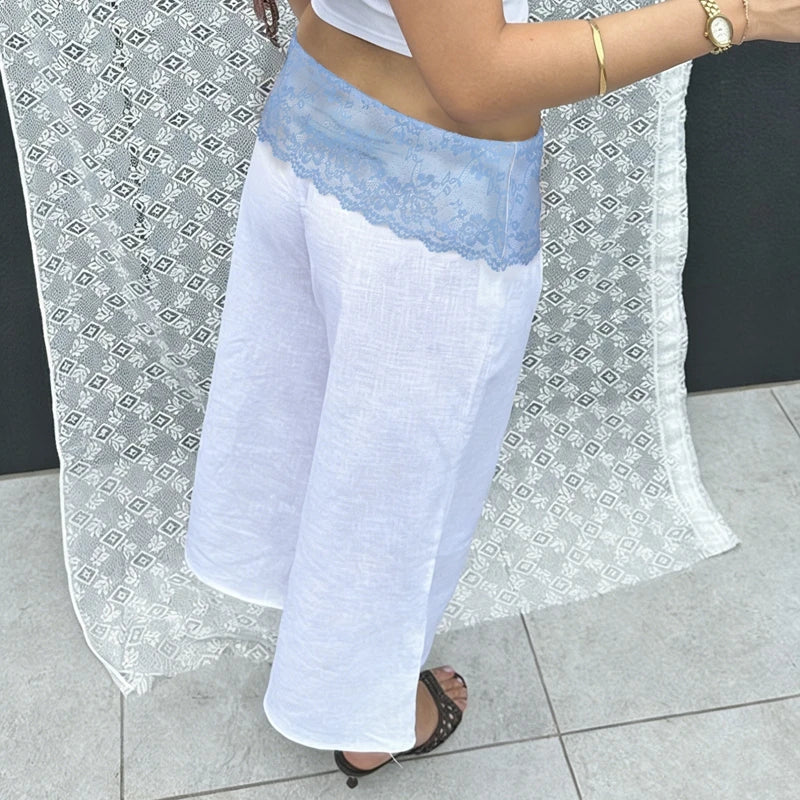 Amélie Lace-Trim Y2K Capri Pants